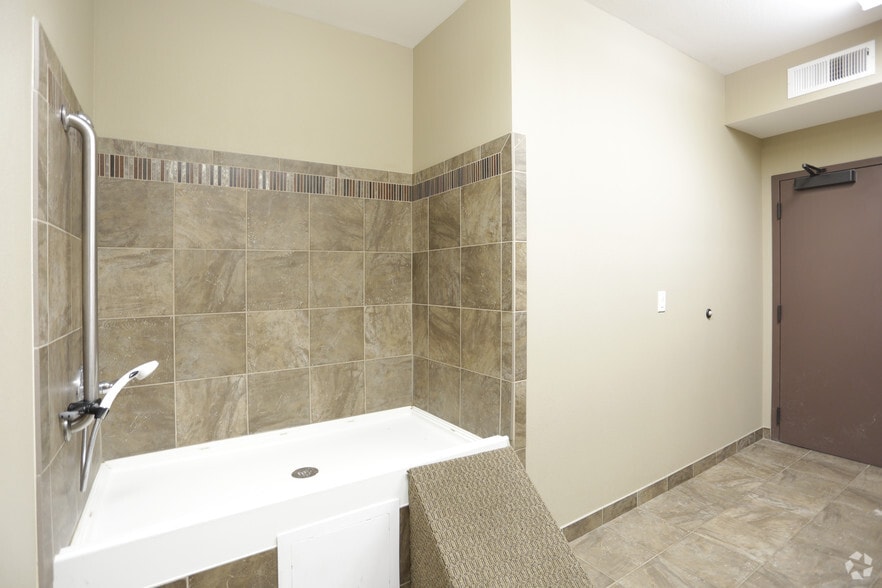 10225 City Walk Dr, Woodbury, MN à vendre - Photo intérieure - Image 2 de 111