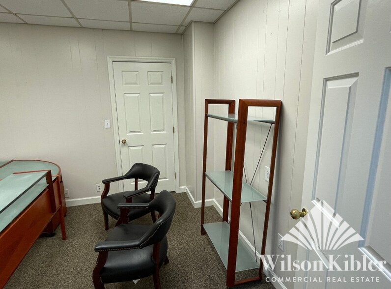 2805 Millwood Ave, Columbia, SC à louer - Photo du bâtiment - Image 2 de 6