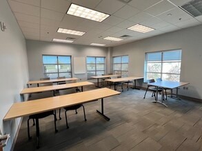 2324 Research Park Way, Brookings, SD à vendre Photo intérieure- Image 2 de 10