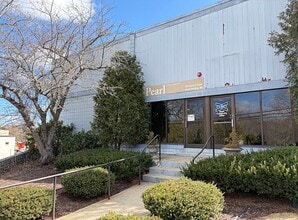 66 Concord St, North Reading, MA for lease Interior Photo- Image 1 of 20