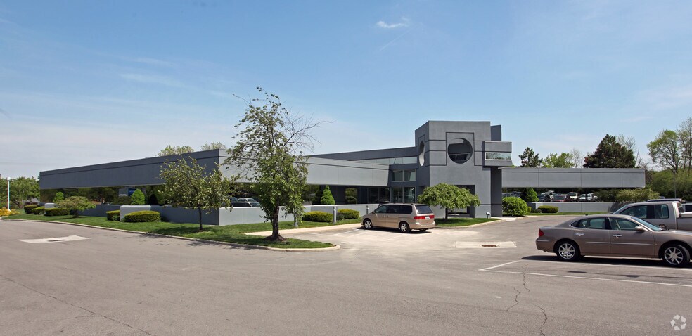 7211 N Main St, Dayton, OH à louer - Photo du bâtiment - Image 3 de 6