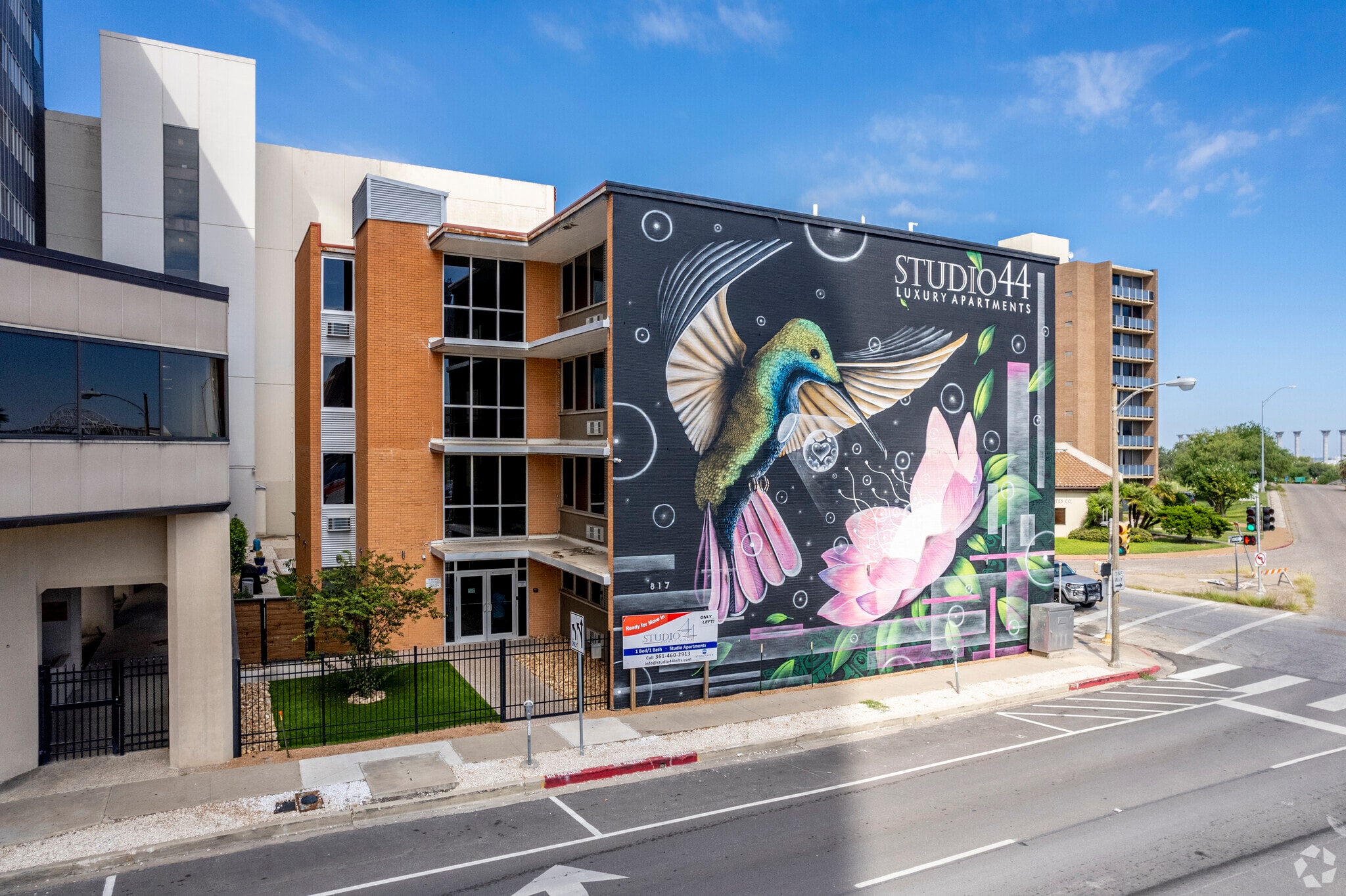 817 N Carancahua St, Corpus Christi, TX for sale Primary Photo- Image 1 of 18