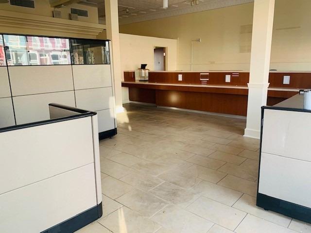 118 E Michigan St, New Carlisle, IN for sale - Interior Photo - Image 3 of 32