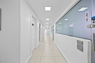 More details for 1940 Harrison St, Hollywood, FL - Office for Lease