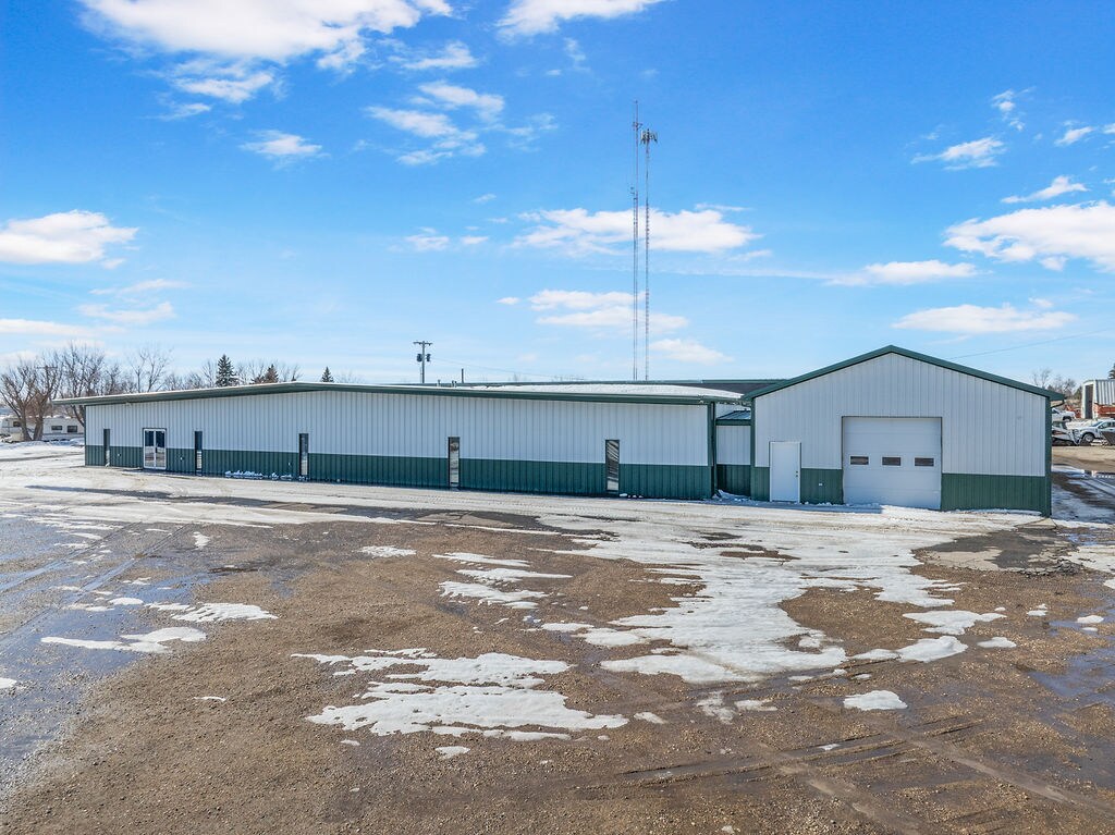 50101 Highway 52 N, Kenmare, ND for sale Building Photo- Image 1 of 53