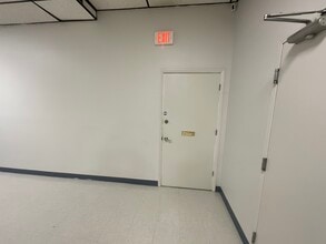 3330 Partner Pl, Lexington, KY à louer Photo intérieure- Image 2 de 9