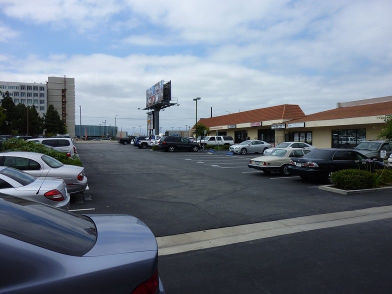 1001 W Carson St, Torrance, CA à louer - Photo du bâtiment - Image 2 de 3