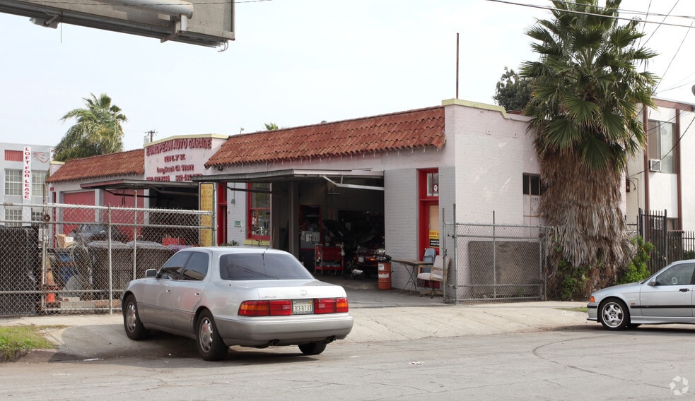 820 E 3rd St, Long Beach, CA à louer - Photo du bâtiment - Image 3 de 9