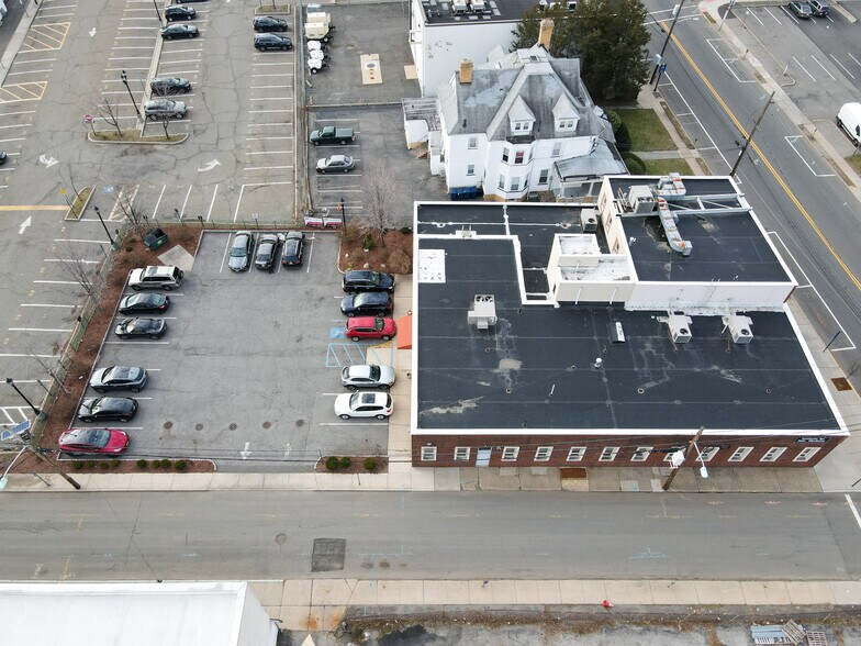 294-298 State St, Hackensack, NJ à vendre - Photo du bâtiment - Image 2 de 60