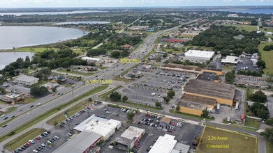 351-355 Plaza Dr, Eustis, FL - Aérien  Vue de la carte