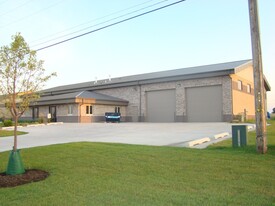 5,700SF FOR LEASE (3EA) 14’X14’ DID’S - Warehouse