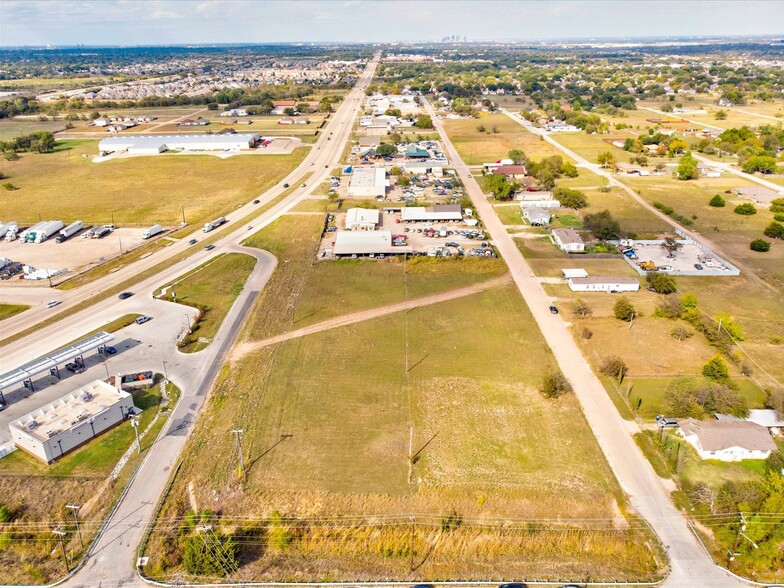 9655 Crowley Rd, Fort Worth, TX for sale - Building Photo - Image 1 of 1