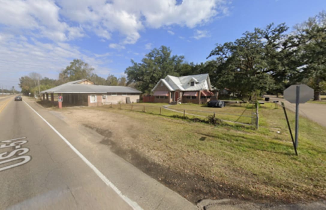 48048 US-51, Tickfaw, LA for sale Primary Photo- Image 1 of 3