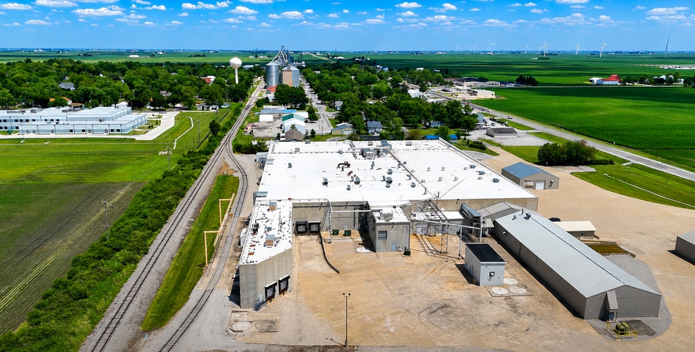 320 W Gridley Rd, Gridley, IL for lease - Building Photo - Image 3 of 5