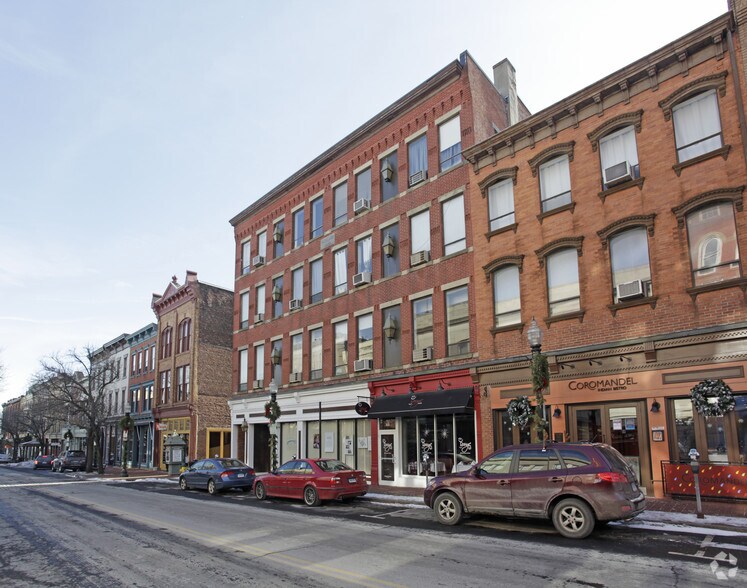 94 Washington St, Norwalk, CT à vendre - Photo du bâtiment - Image 2 de 9