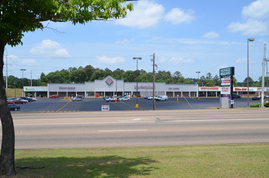 1812-1838 S Alabama Ave, Monroeville, AL à louer - Photo du bâtiment - Image 1 de 6