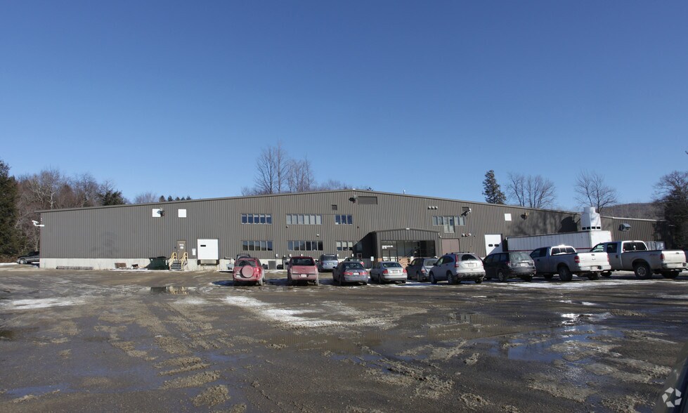 17 Downing Three, Pittsfield, MA à vendre - Photo principale - Image 1 de 2