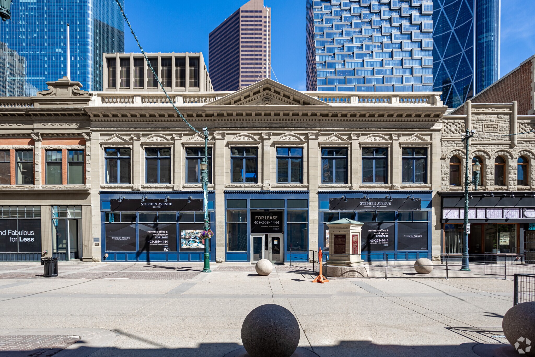 120 8th Ave SW, Calgary, AB à vendre Photo du bâtiment- Image 1 de 1