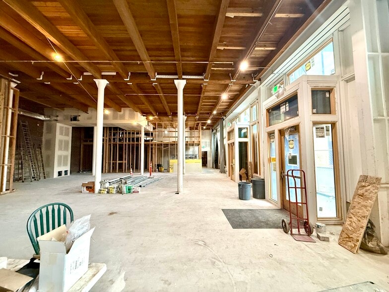 404-418 SW Washington St, Portland, OR for sale - Building Photo - Image 3 of 9