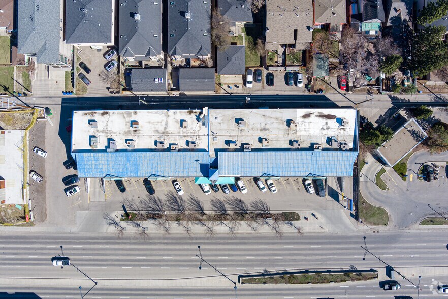 222 16th Ave NE, Calgary, AB à louer - Aérien - Image 2 de 4
