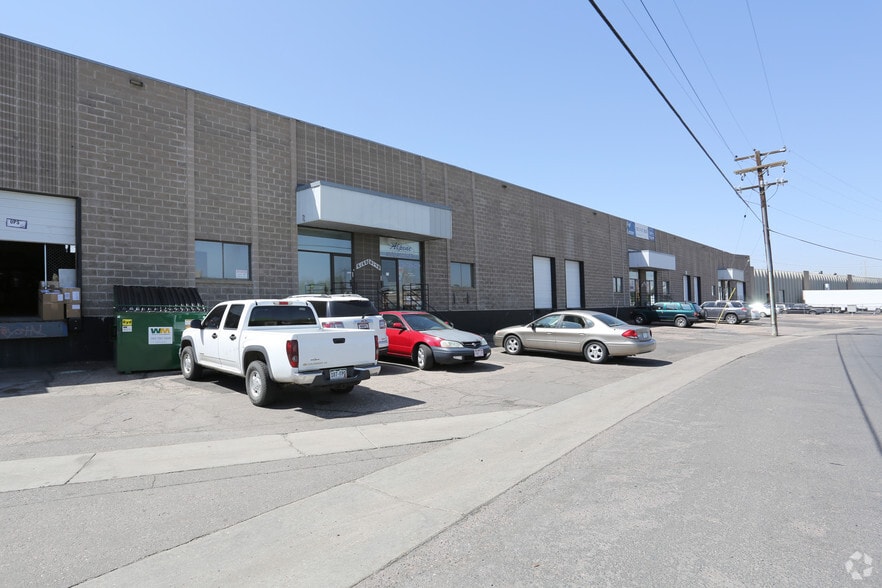 6100-6170 E 49th Dr, Commerce City, CO for lease - Building Photo - Image 3 of 5