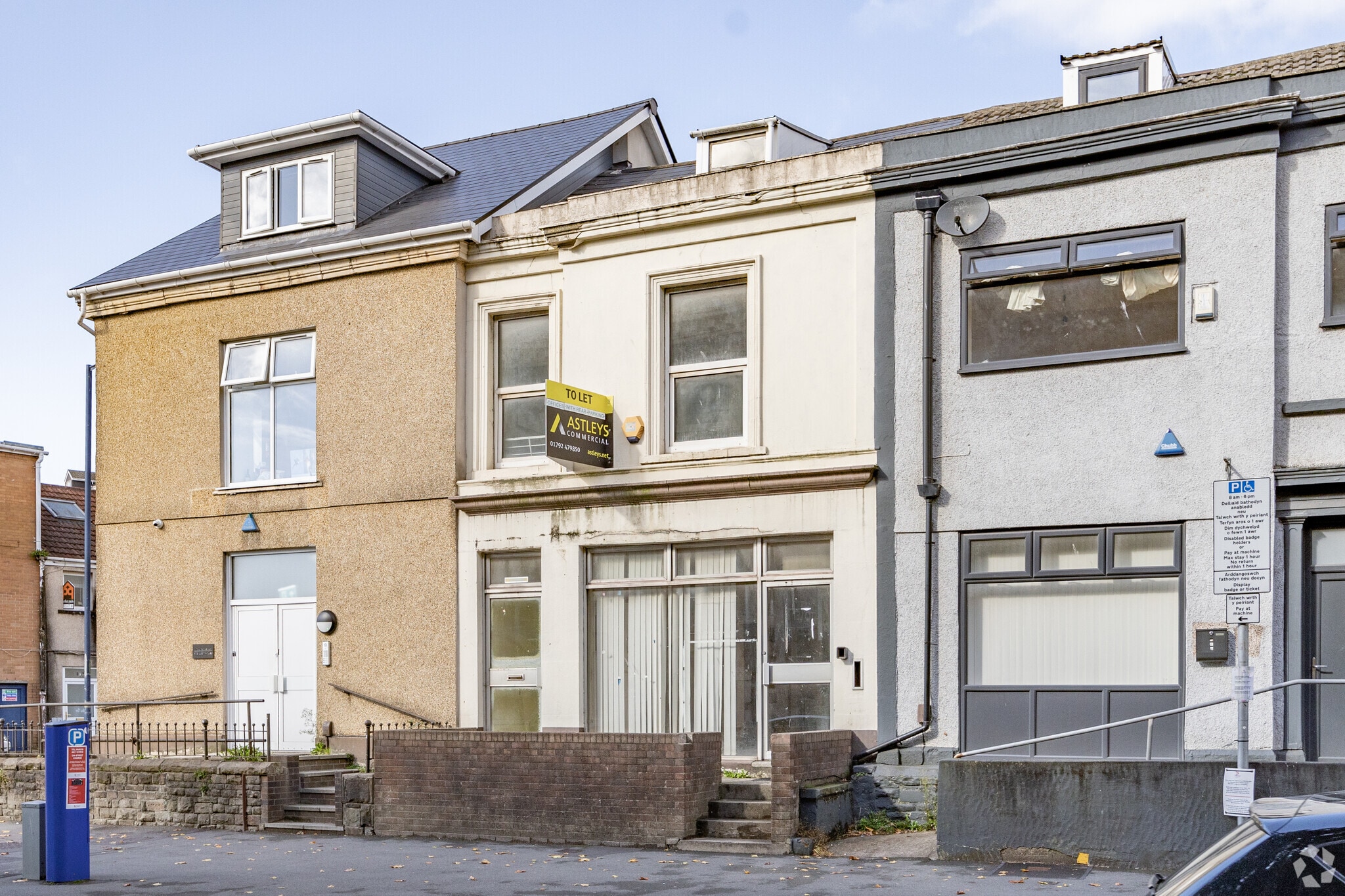 2 De La Beche St, Swansea for lease Primary Photo- Image 1 of 3