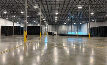 8401 State Road 33 N, Lakeland, FL à louer Photo intérieure- Image 2 de 2