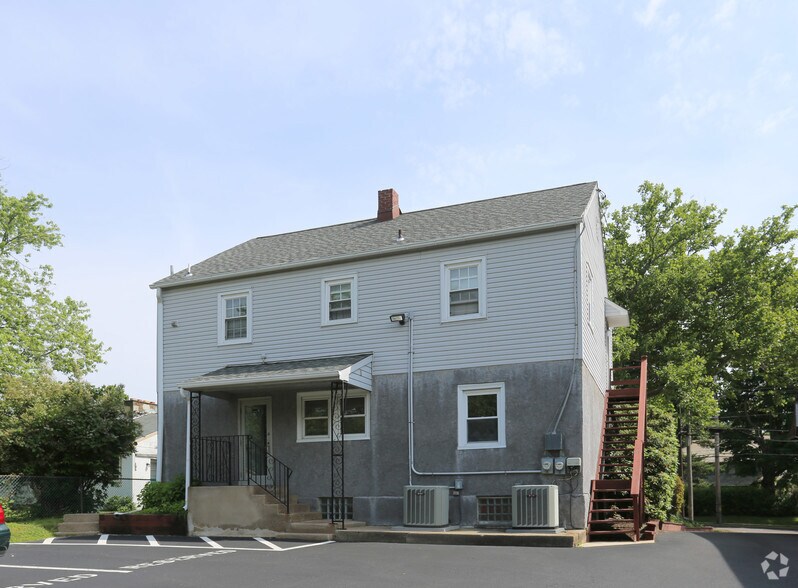 412 Easton Rd, Willow Grove, PA for sale - Building Photo - Image 1 of 9