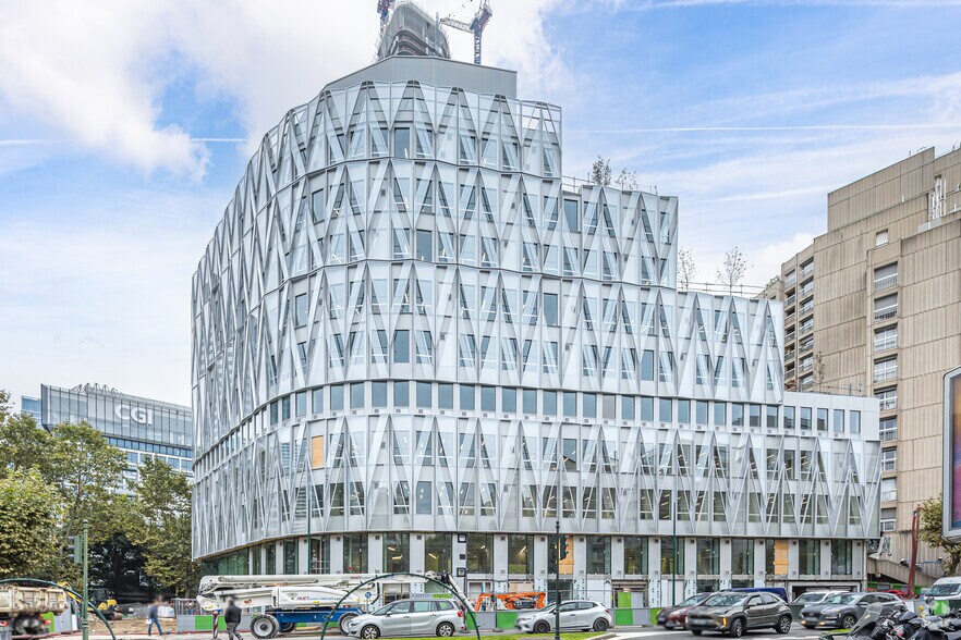 Rue Paul Lafargue, Puteaux à louer - Photo du bâtiment - Image 3 de 3