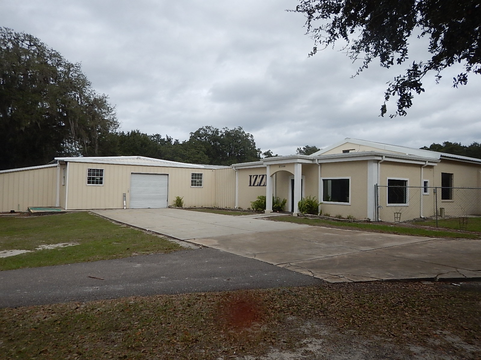 27144 County Road 33, Okahumpka, FL à vendre Photo principale- Image 1 de 1