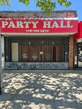 6802-6828 Fresh Meadow Ln, Fresh Meadows, NY à louer Photo du bâtiment- Image 1 de 4