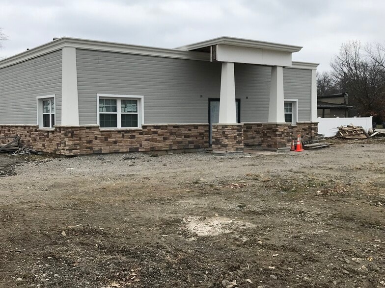 550 W College St, Oberlin, OH for lease - Primary Photo - Image 1 of 14