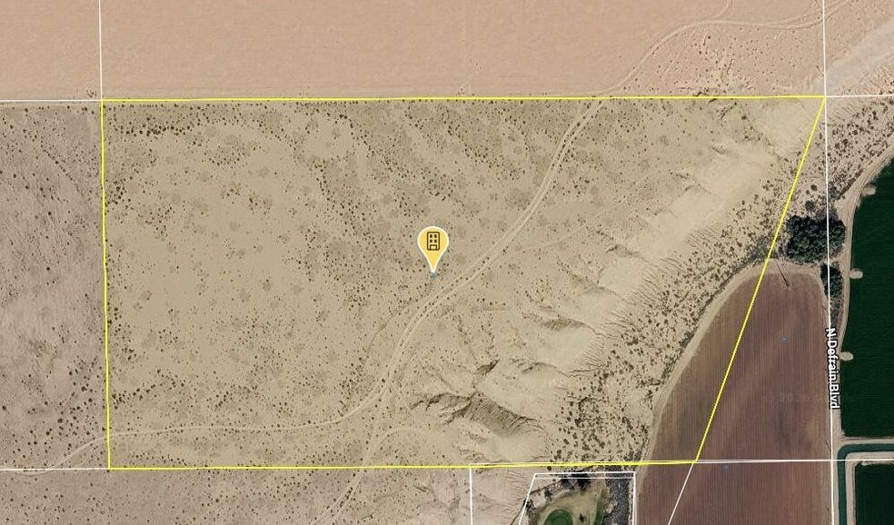 71 acres, Blythe, CA à vendre - Photo du bâtiment - Image 2 de 3