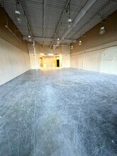 8013-8045 S 83rd Ave, La Vista, NE for lease Building Photo- Image 1 of 1