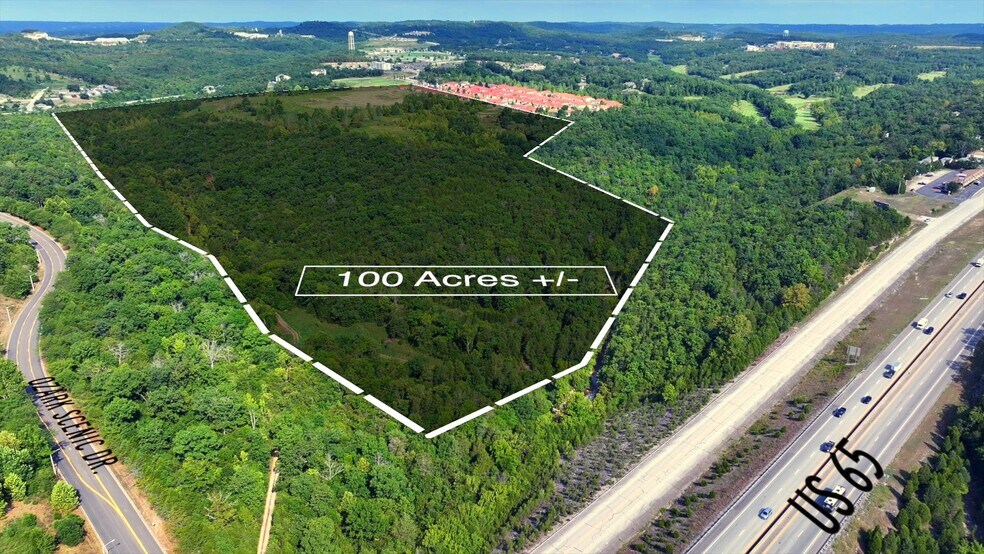 000 Branson Hills Pkwy, Branson, MO à vendre - Vidéo sur l’inscription commerciale - Image 2 de 4