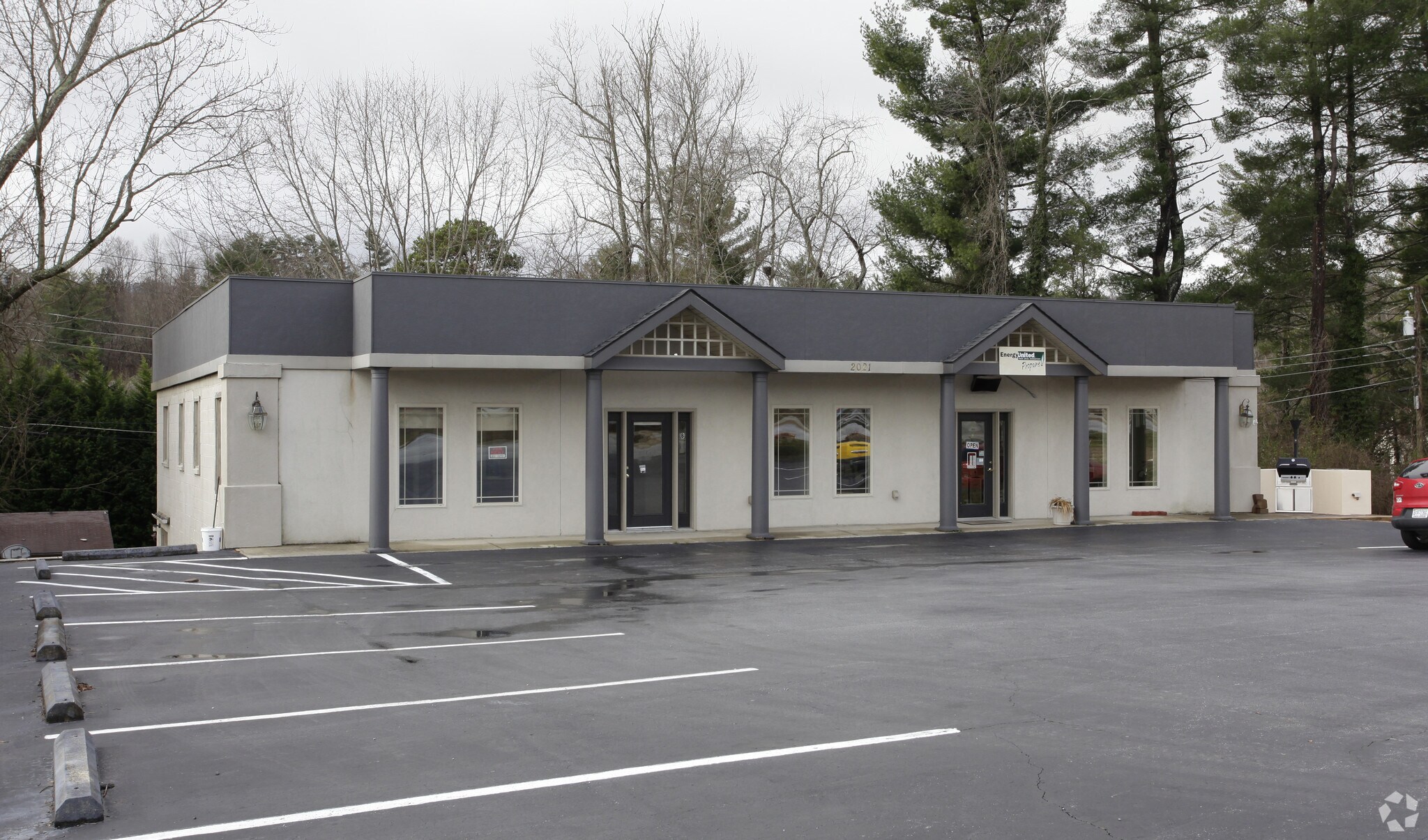 2021 Asheville Hwy, Hendersonville, NC à vendre Photo principale- Image 1 de 1