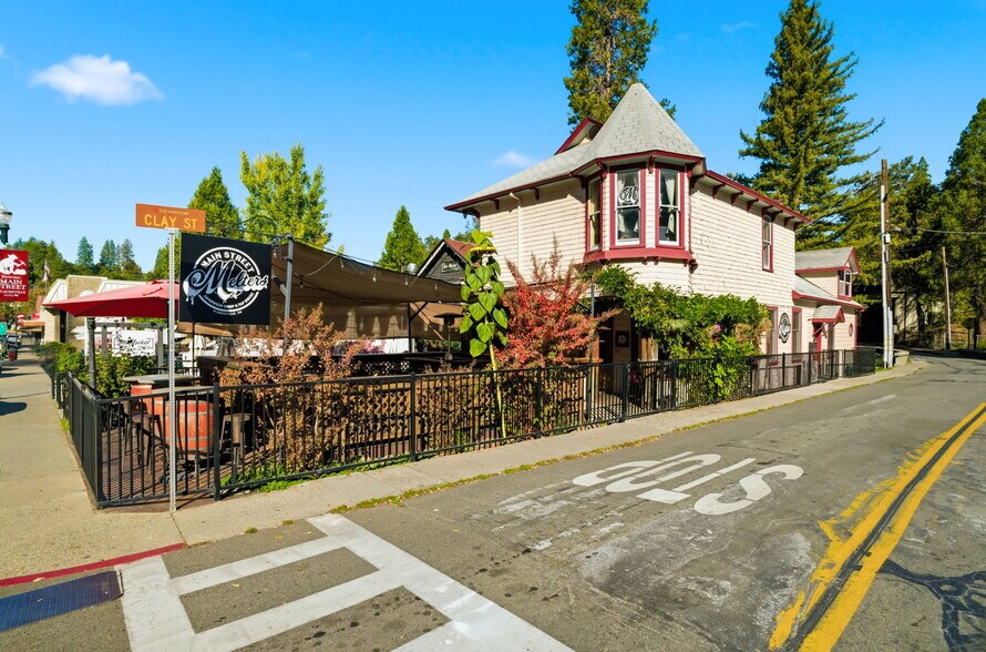 589 Main St, Placerville, CA à vendre - Photo du bâtiment - Image 1 de 12