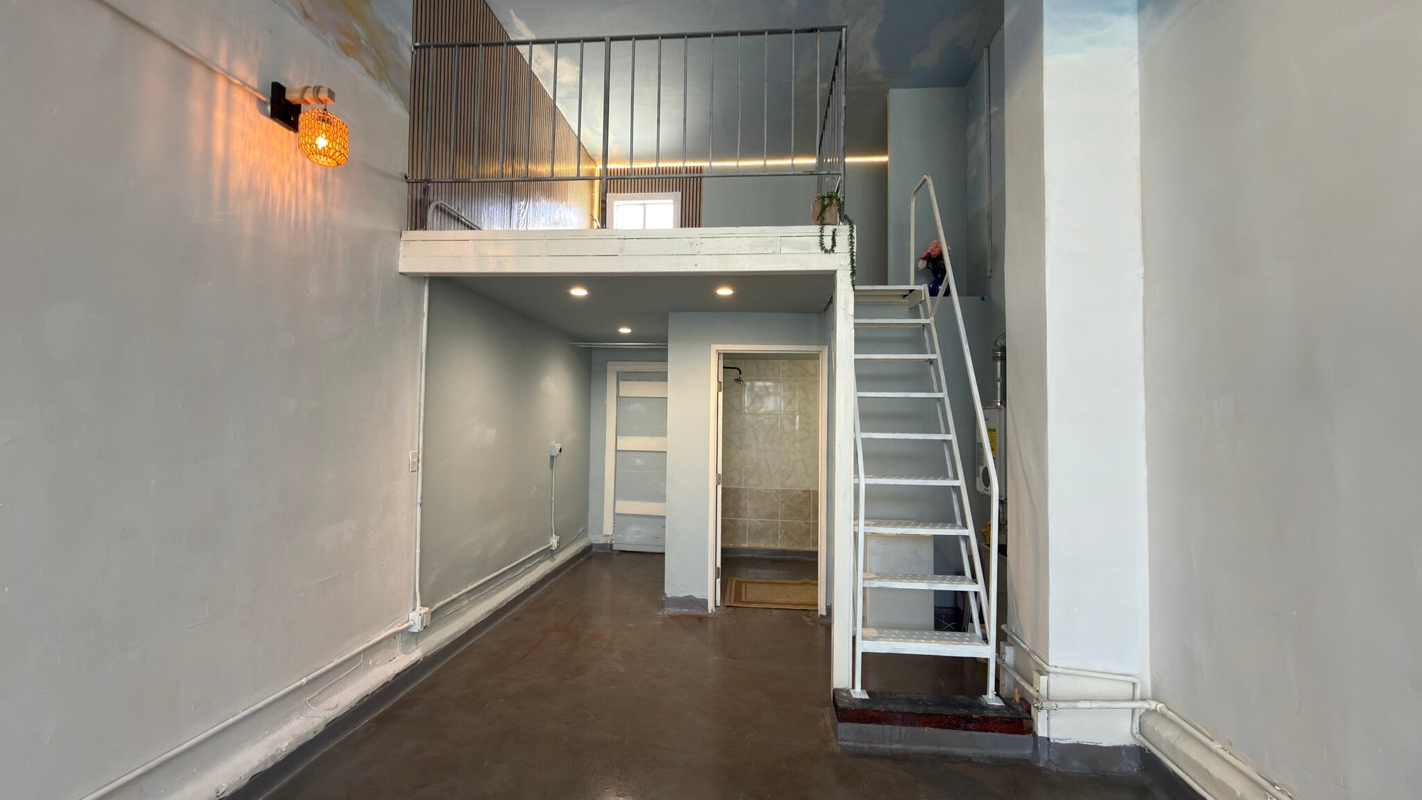 5329 Fairfax Ave, Oakland, CA for lease Interior Photo- Image 1 of 27