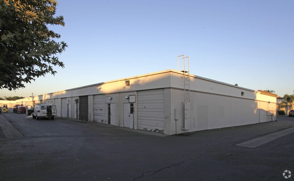 940 S Placentia Ave, Placentia, CA for lease - Building Photo - Image 2 of 2