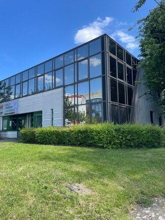 More details for 15 Rue Le Corbusier, Créteil - Office for Lease