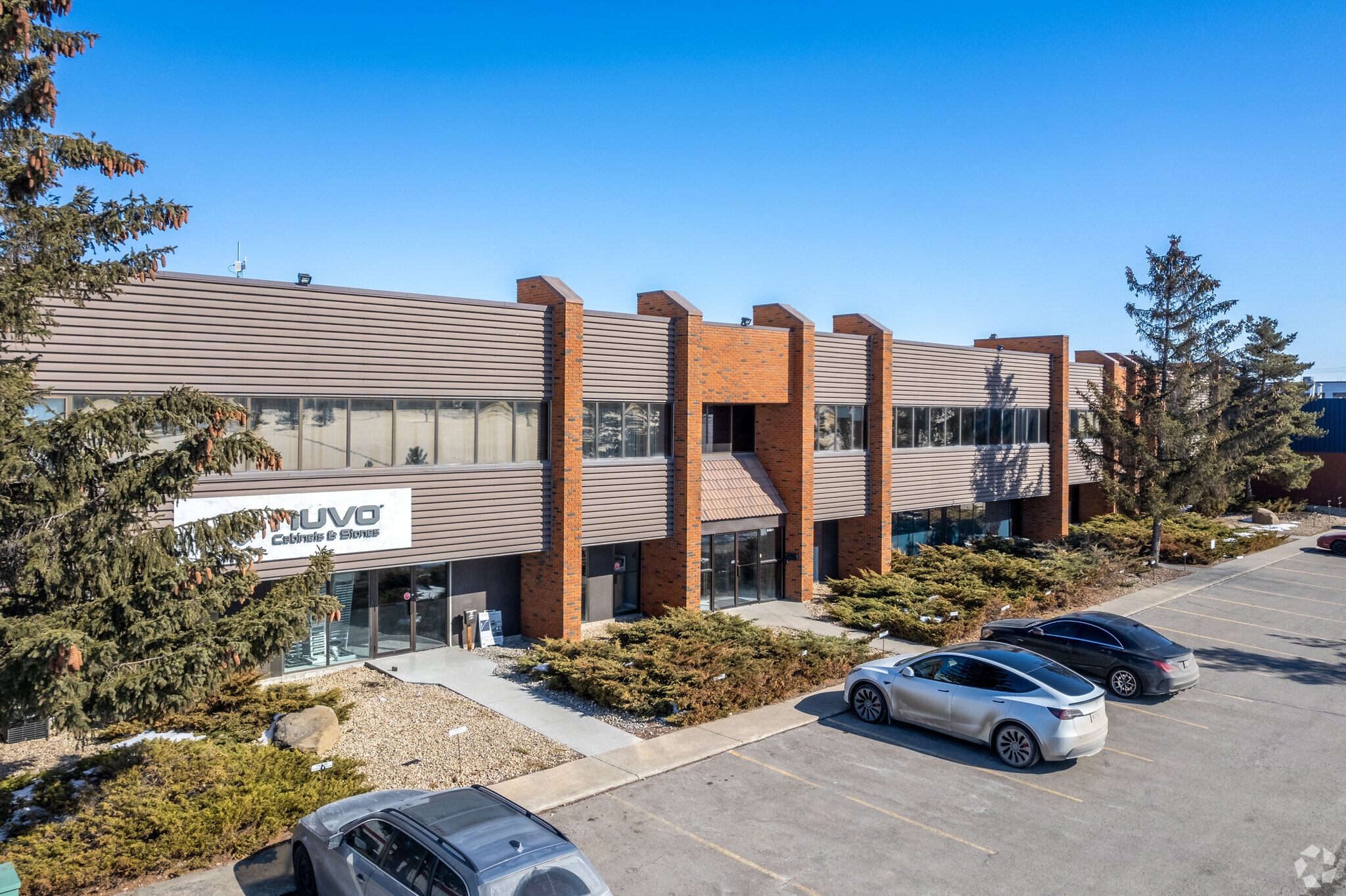 1816 25th Ave NE, Calgary, AB à vendre Photo du bâtiment- Image 1 de 1