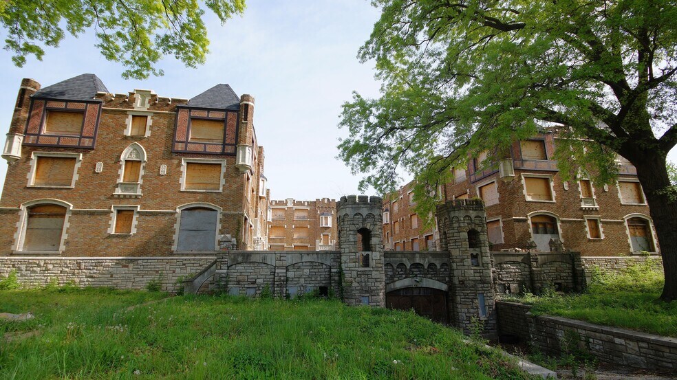 5315-5325 Cabanne Ave, Saint Louis, MO à vendre - Photo du bâtiment - Image 2 de 30