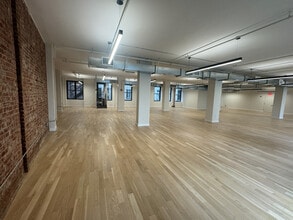 11 Broadway, New York, NY for lease Interior Photo- Image 2 of 3