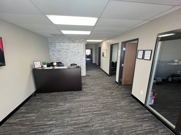 22105-22123 W 83rd St, Shawnee, KS for lease - Interior Photo - Image 2 of 13