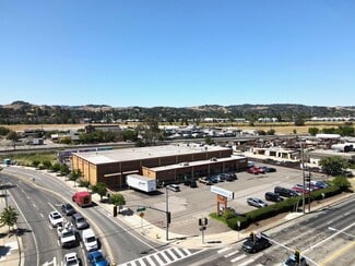 Plus de détails pour 1000 Lakeville St, Petaluma, CA - Commerce de détail à vendre