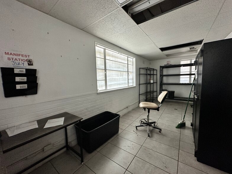 5095 Colorado Blvd, Denver, CO for lease - Building Photo - Image 3 of 7