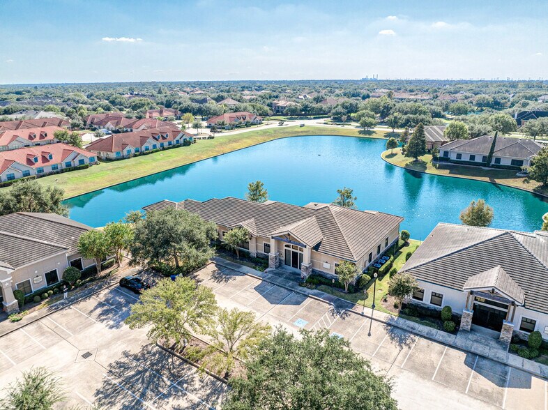 4634 Riverstone Blvd, Missouri City, TX à vendre - Photo du bâtiment - Image 2 de 42