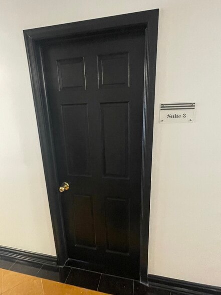 60 S Main St, New City, NY for lease - Building Photo - Image 3 of 15