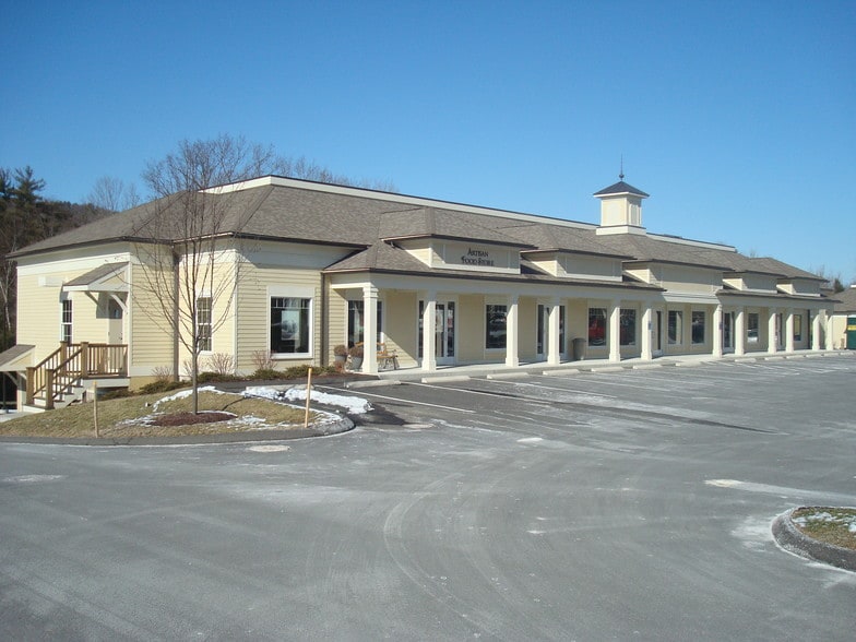 760 Main St S, Southbury, CT à vendre - Photo du bâtiment - Image 3 de 3