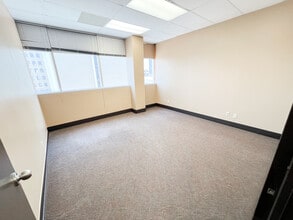 201-203 W Wall St, Midland, TX for lease Interior Photo- Image 2 of 4